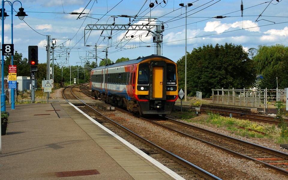 Free download high resolution image - free image free photo free stock image public domain picture  A British commuter train passing through a station