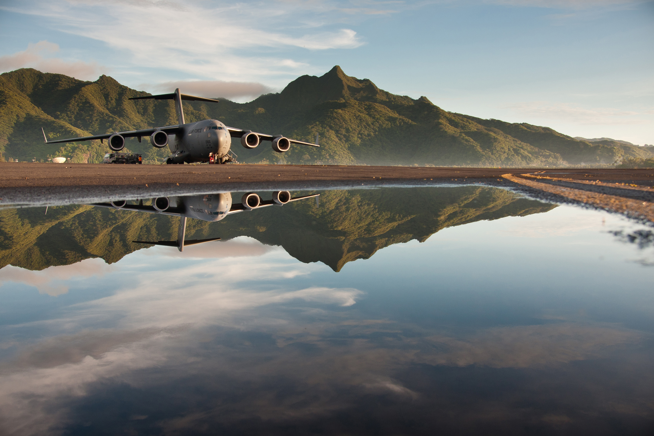 Free download high resolution image - free image free photo free stock image public domain picture -C-17 Globemaster III Reflections in water