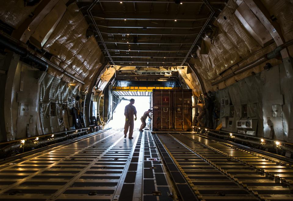 Free download high resolution image - free image free photo free stock image public domain picture  C-5 Galaxy loads cargo