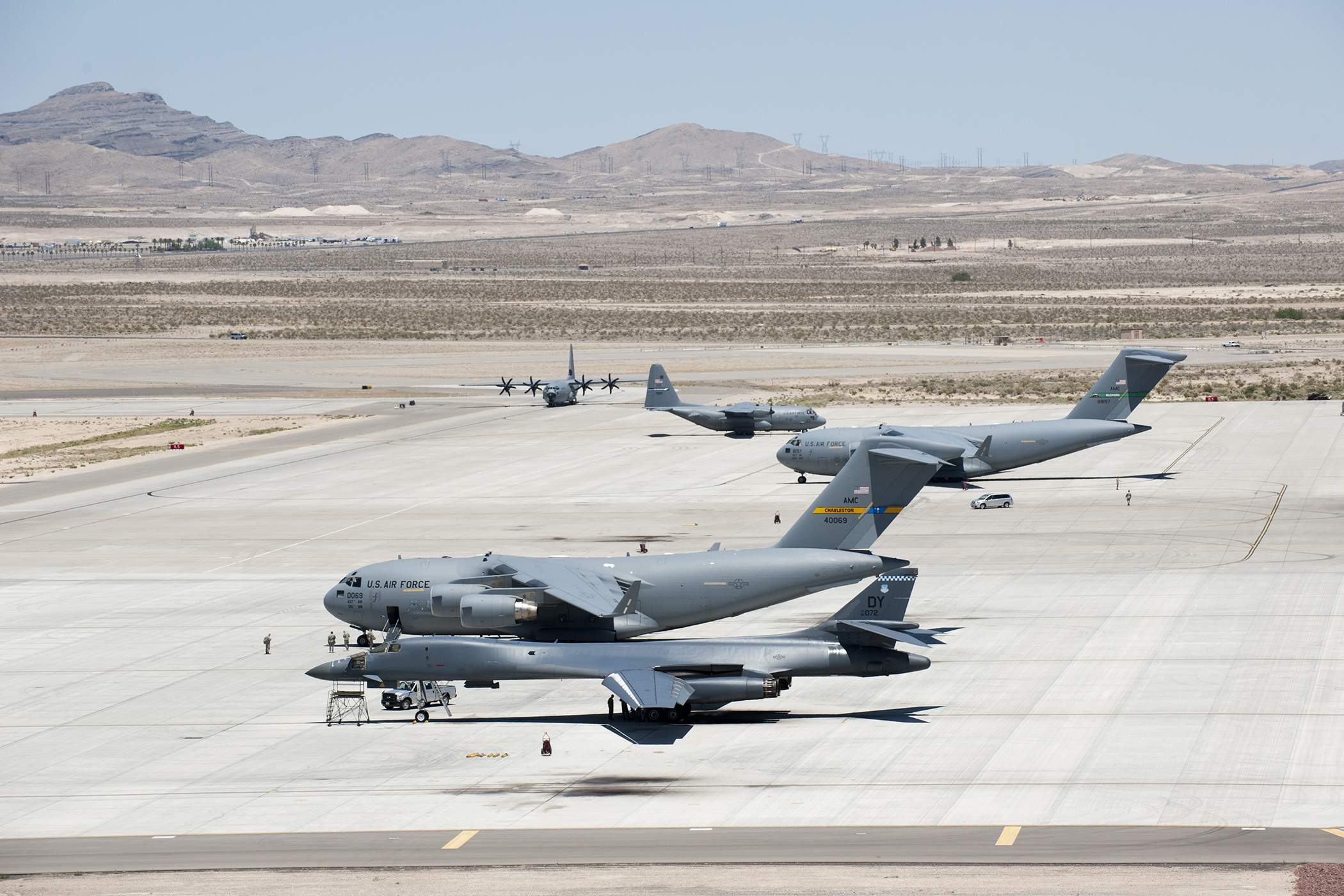 Free download high resolution image - free image free photo free stock image public domain picture -Desert planes in airport