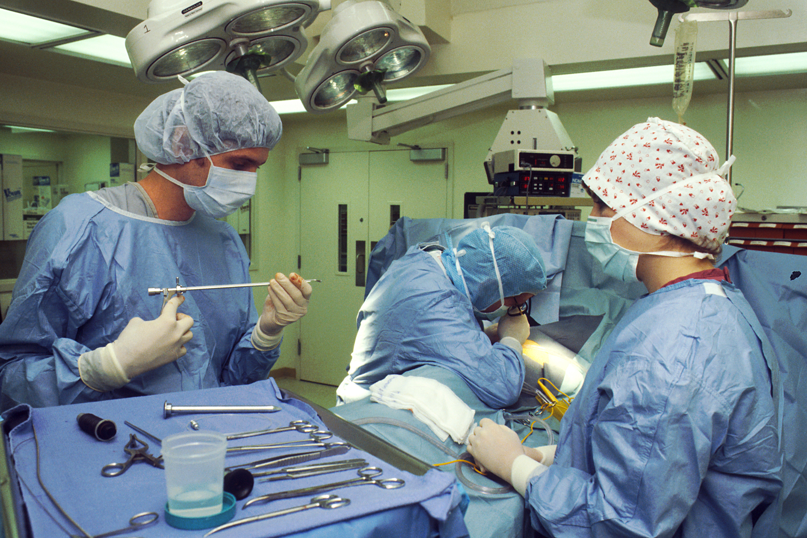 Free download high resolution image - free image free photo free stock image public domain picture -Surgeons During An Operation