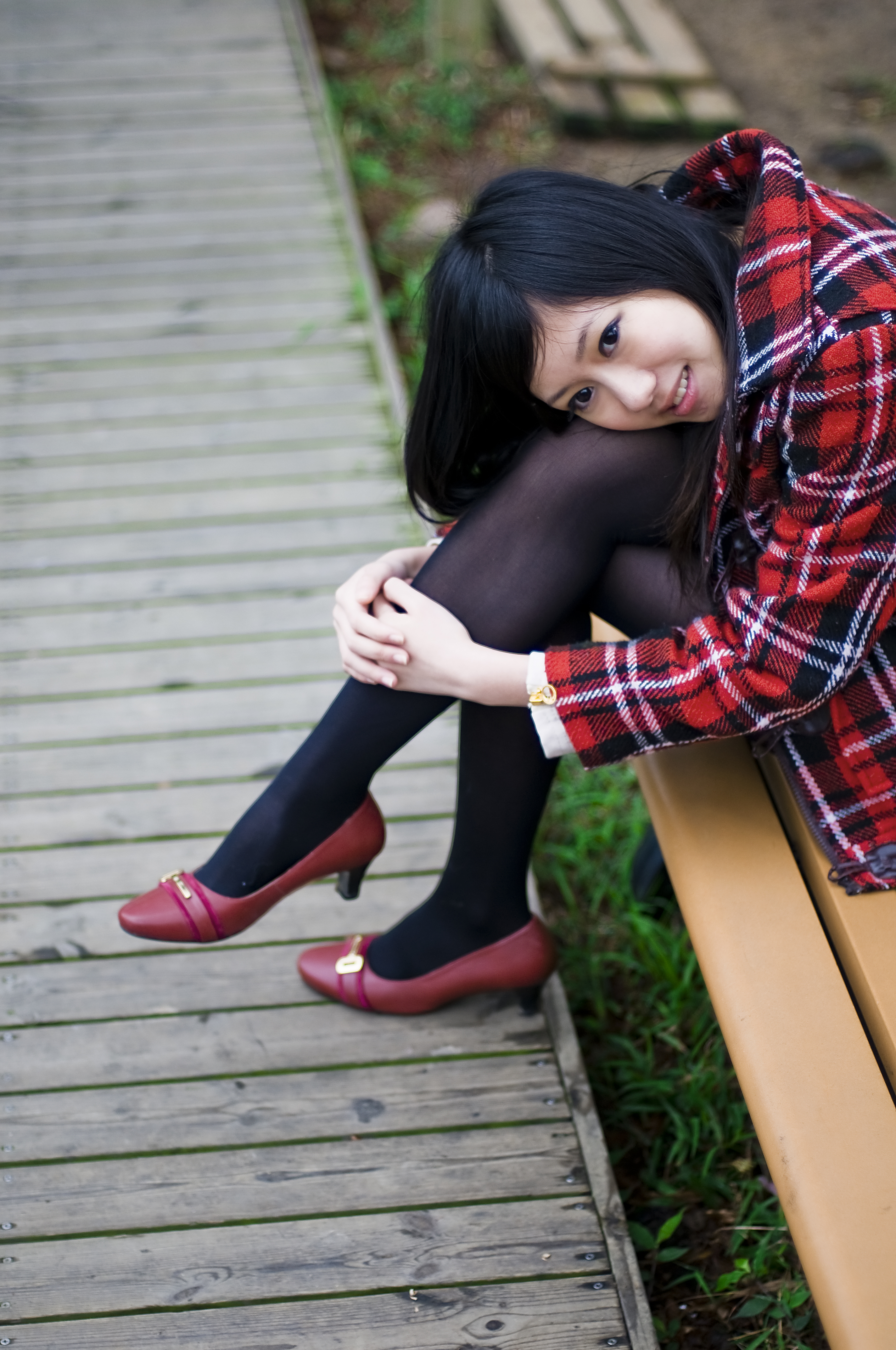 Free download high resolution image - free image free photo free stock image public domain picture -Japanese Girl Posing On A Bench