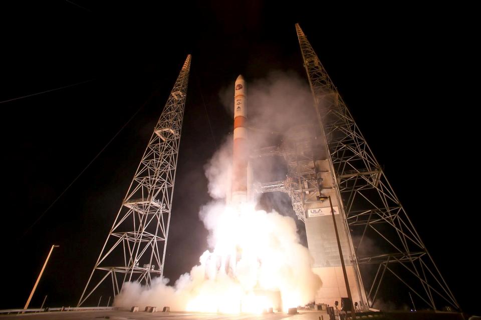 Free download high resolution image - free image free photo free stock image public domain picture  Launch of Delta IV WGS-6 from Cape Canaveral AFS