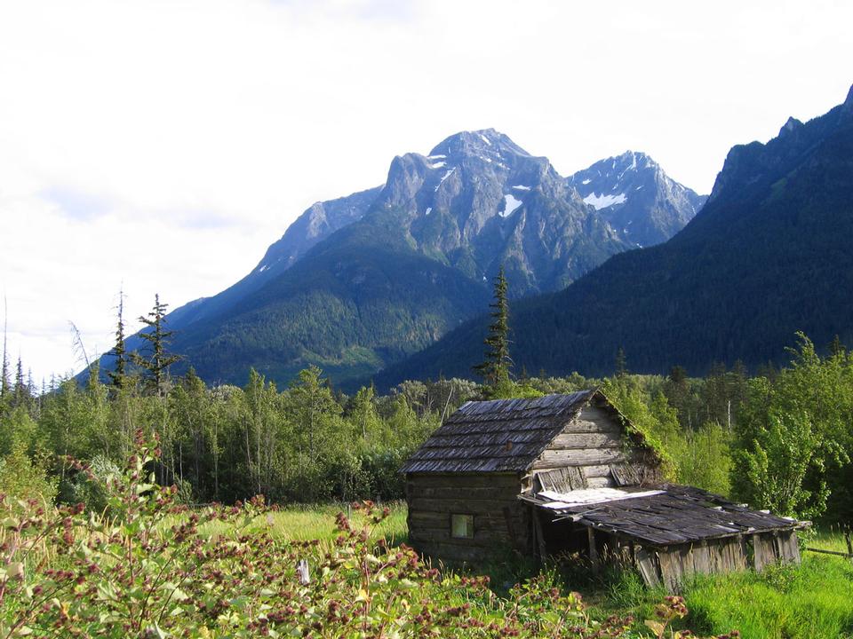 Free download high resolution image - free image free photo free stock image public domain picture  Abandoned Cabin along the road to Bella Coola, British Columbia