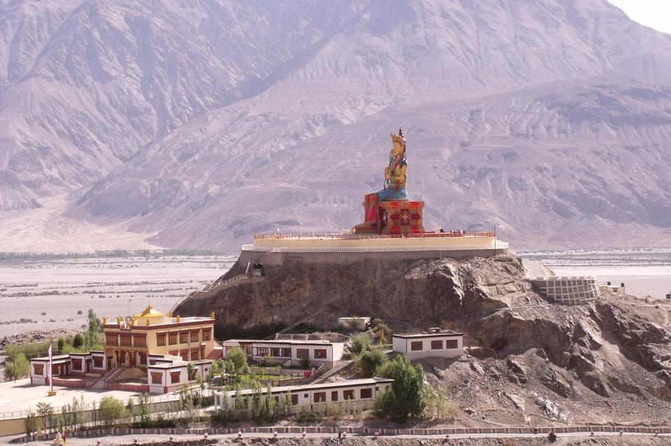 Free download high resolution image - free image free photo free stock image public domain picture  Buddha statue in the valley Nubry