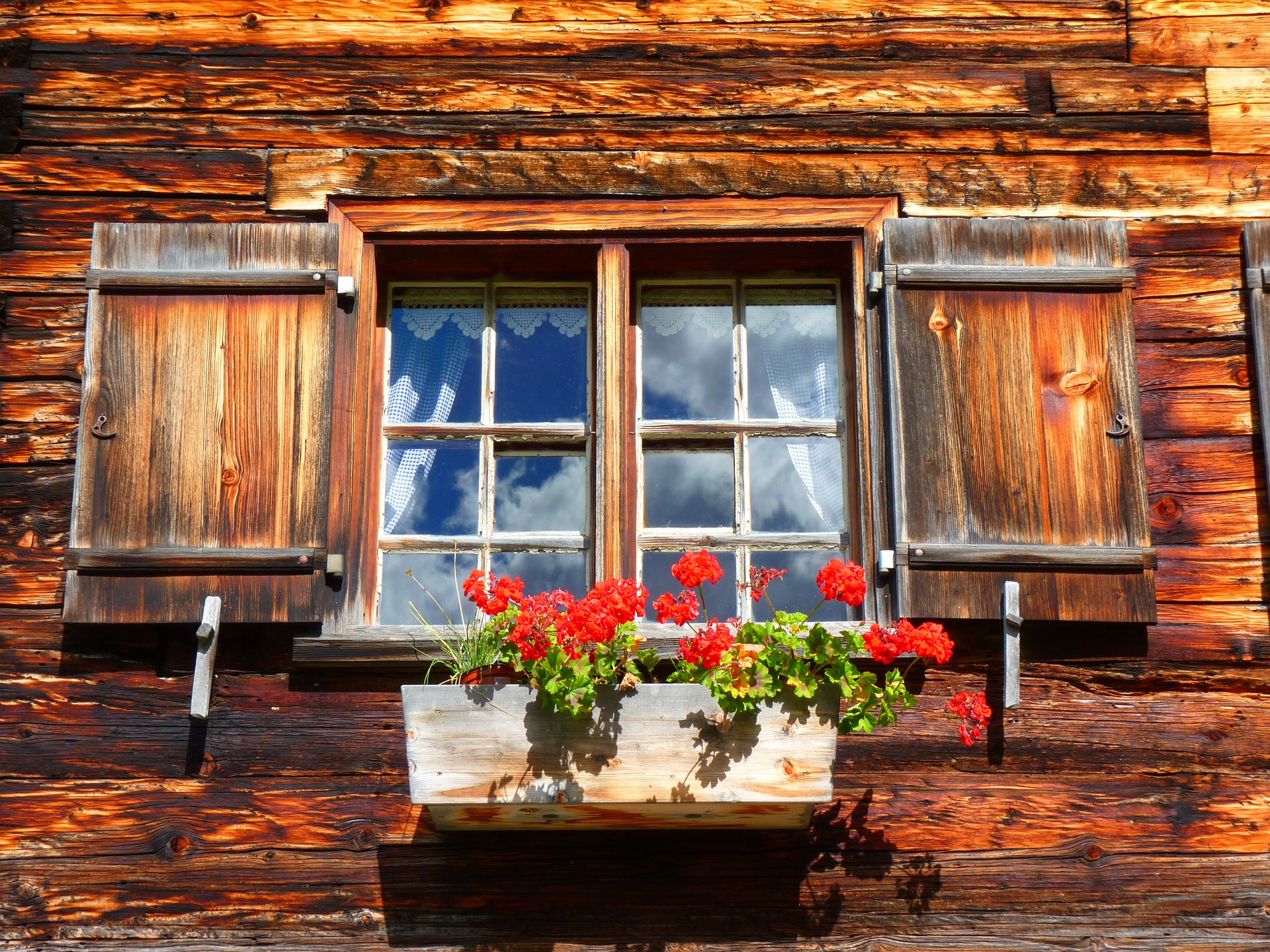 Free download high resolution image - free image free photo free stock image public domain picture -Window Wood Farmhouse Old Geranium