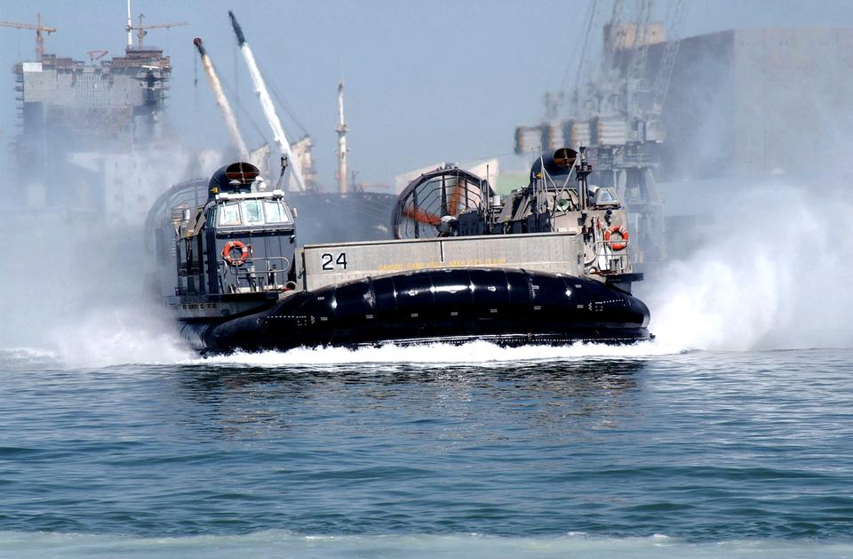 Free download high resolution image - free image free photo free stock image public domain picture  A Landing Craft Air Cushion carries U.S. Marines