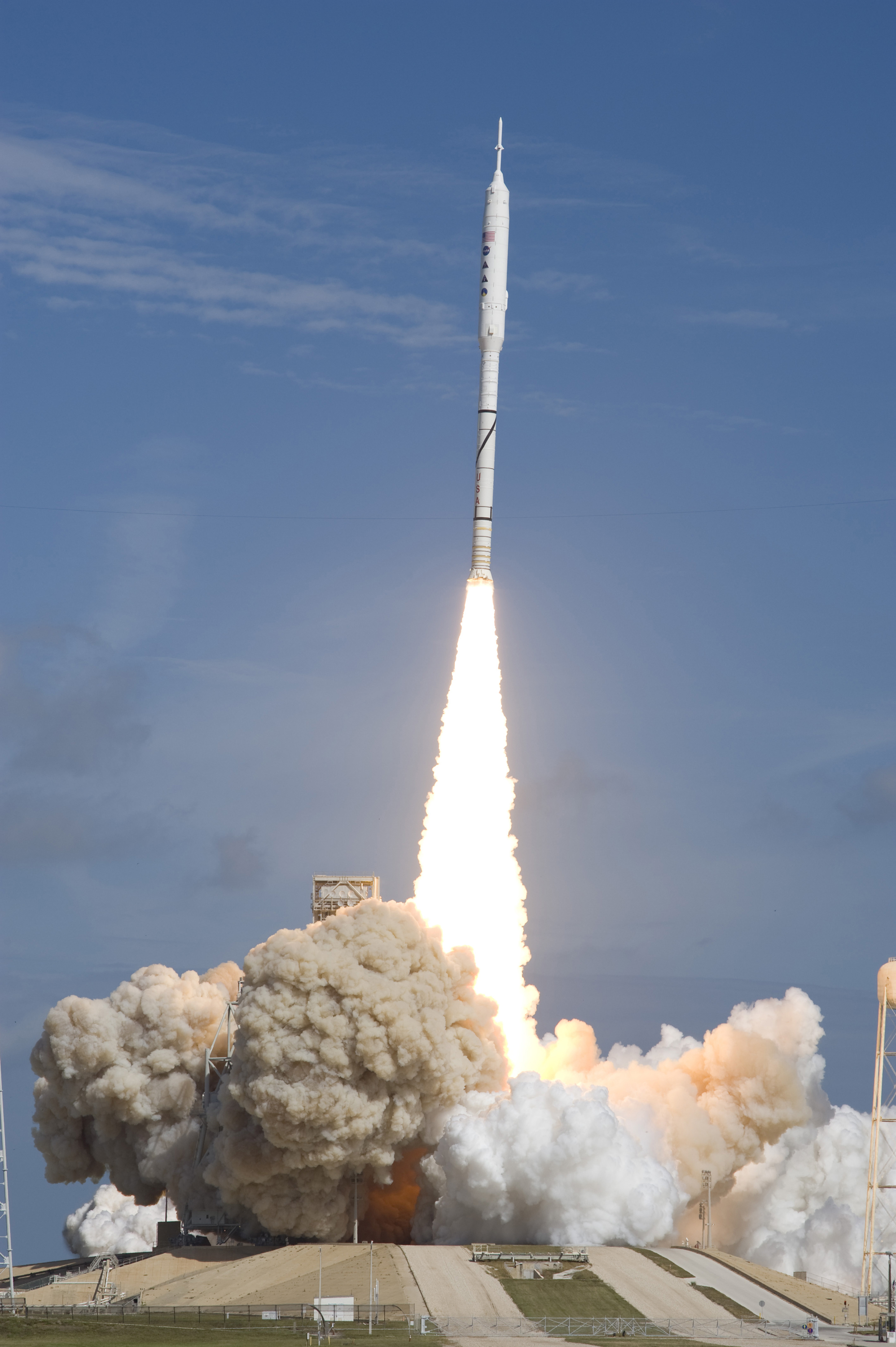 Free download high resolution image - free image free photo free stock image public domain picture -Ares I-X launches from LC-39B