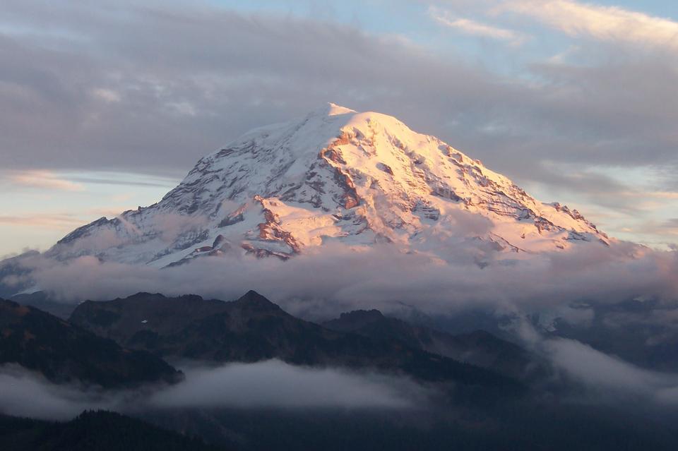 Free download high resolution image - free image free photo free stock image public domain picture  Mount Rainier towers over all surrounding mountains