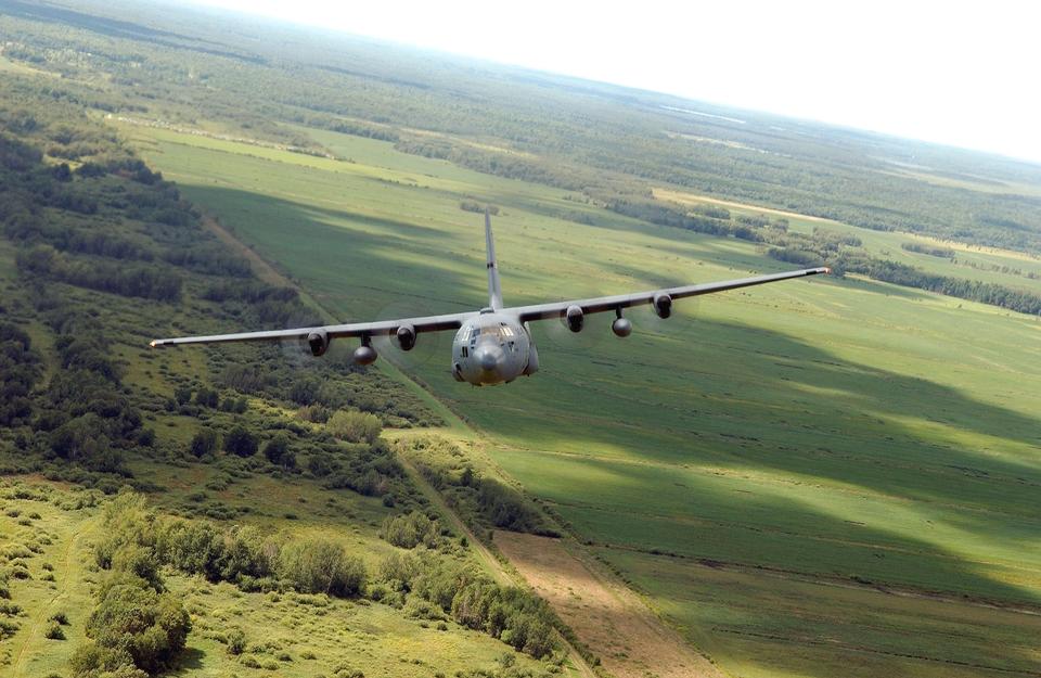 Free download high resolution image - free image free photo free stock image public domain picture  Aircraft C-130 flying in Minnesota