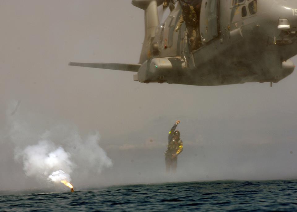 Free download high resolution image - free image free photo free stock image public domain picture  Military Helicopter rescue helicopter during a water landing