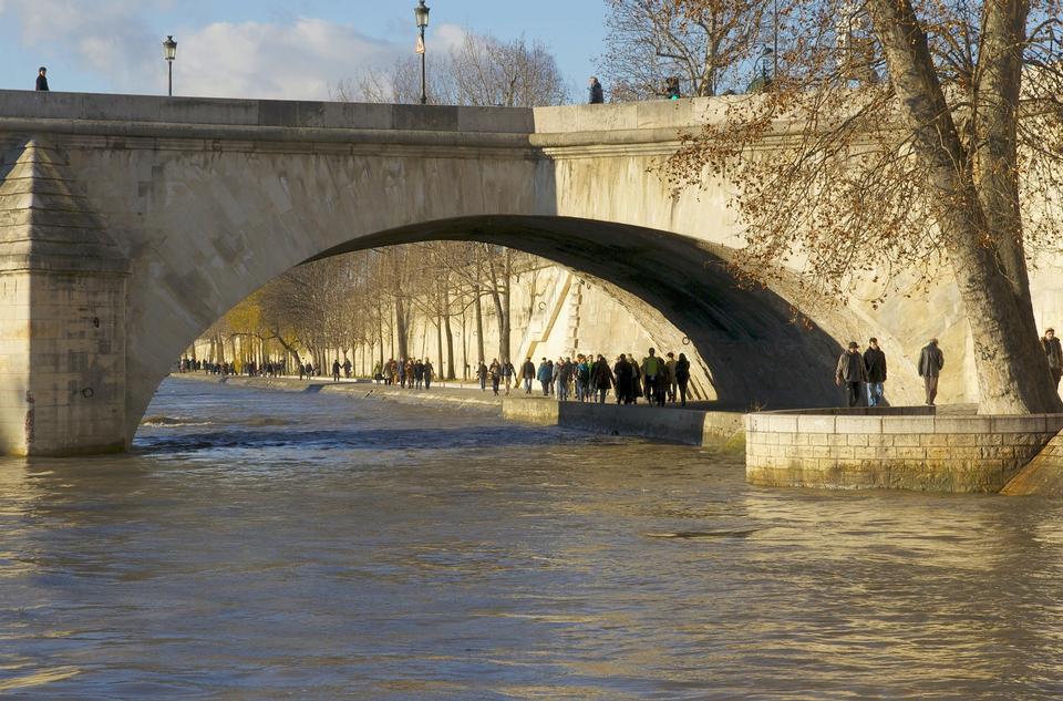 Free download high resolution image - free image free photo free stock image public domain picture  cathedral Notre Dame de Paris from under the bridge Petit Pont