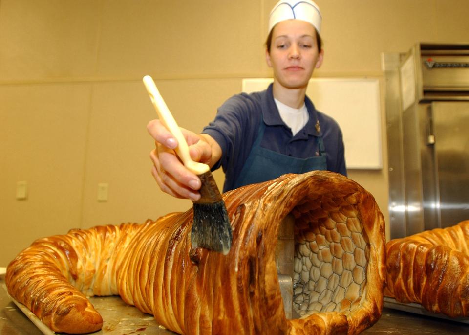 Free download high resolution image - free image free photo free stock image public domain picture  Chef's finishing their bread