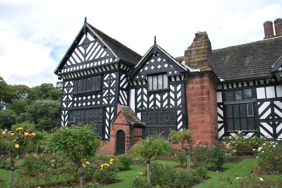 Free download high resolution image - free image free photo free stock image public domain picture  Black and white timber framed medieval mansion house and gardens.