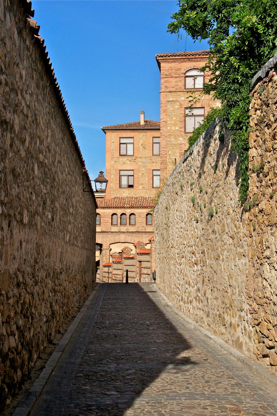 Free download high resolution image - free image free photo free stock image public domain picture  An old street in Segovia, Spain