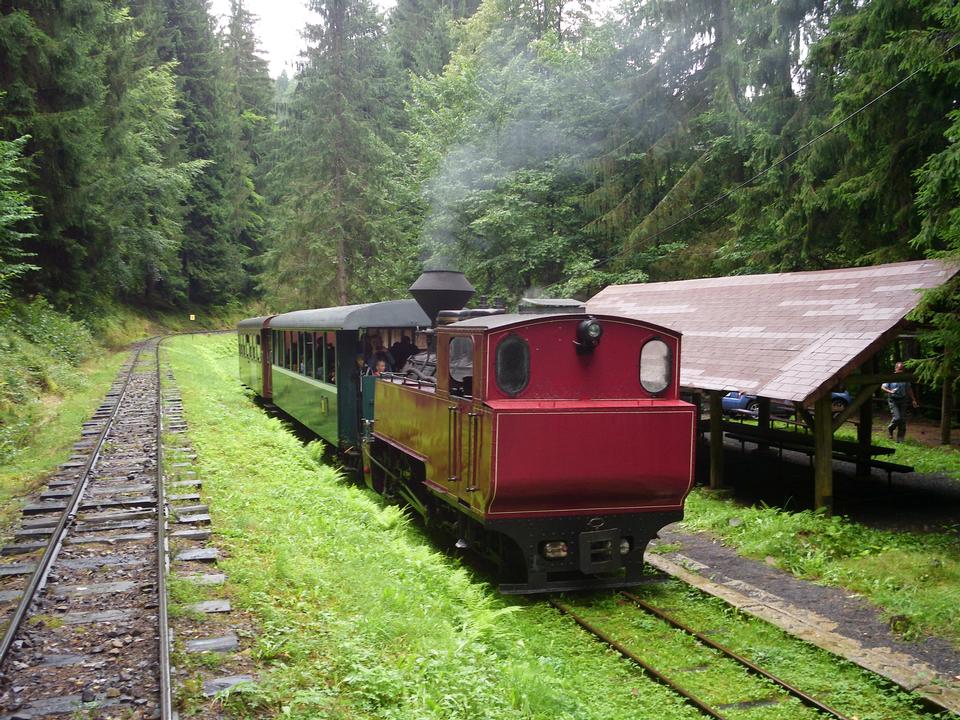 Free download high resolution image - free image free photo free stock image public domain picture  A narrow-gauge train of Cierny Hron Railway