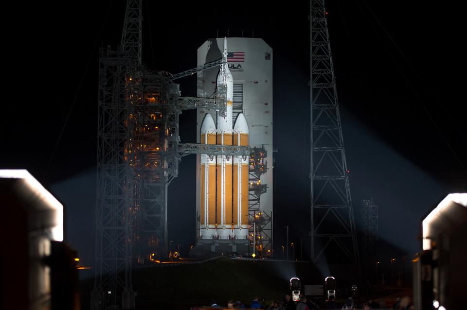 Free download high resolution image - free image free photo free stock image public domain picture  Mobile Service Tower Rolled Back for Orion Flight Test