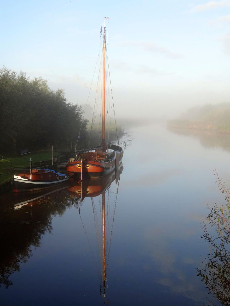 Free download high resolution image - free image free photo free stock image public domain picture  river and a boat scene during Fall season