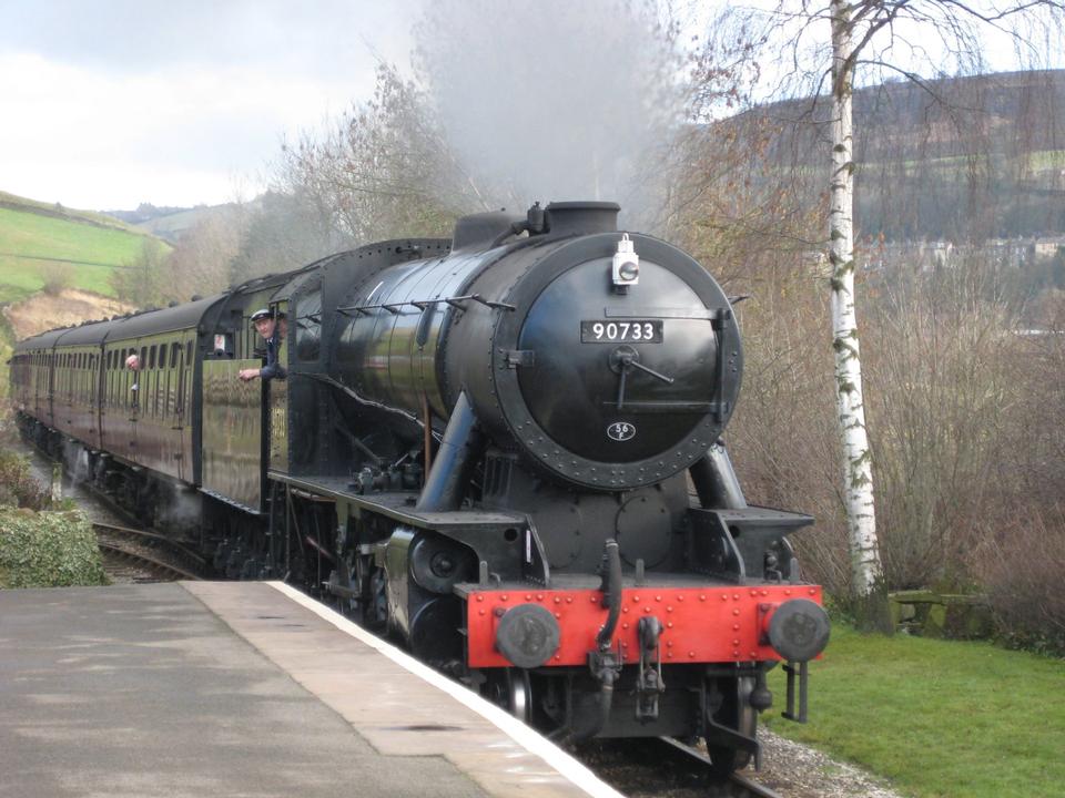 Free download high resolution image - free image free photo free stock image public domain picture  train approaching the station