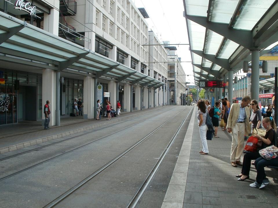 Free download high resolution image - free image free photo free stock image public domain picture  a tram stop with passengers