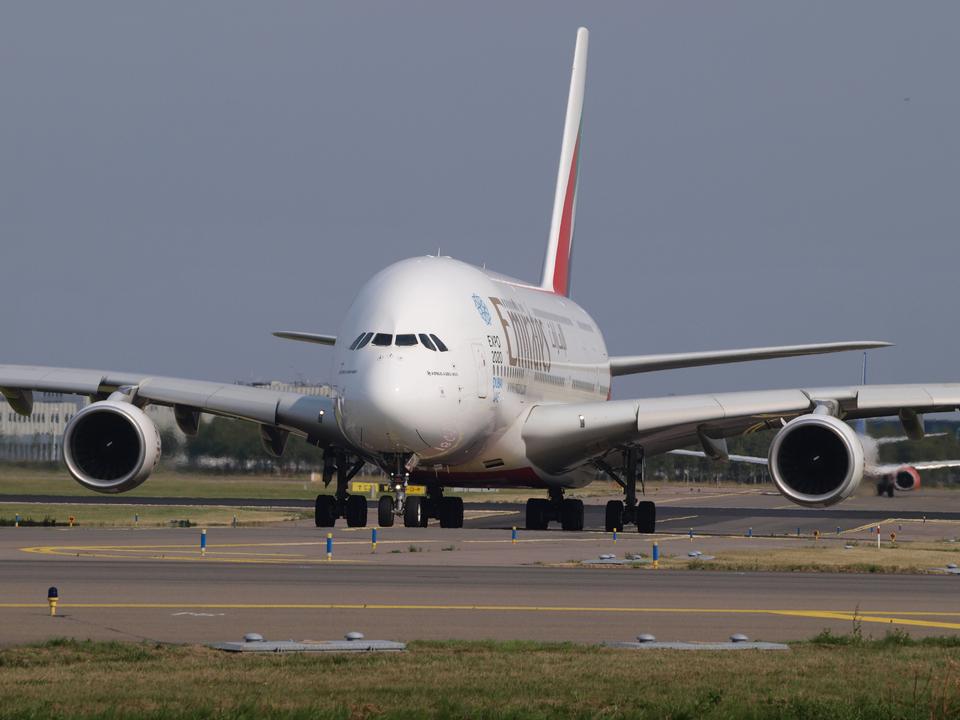 Free download high resolution image - free image free photo free stock image public domain picture  Emirates Airline Airbus