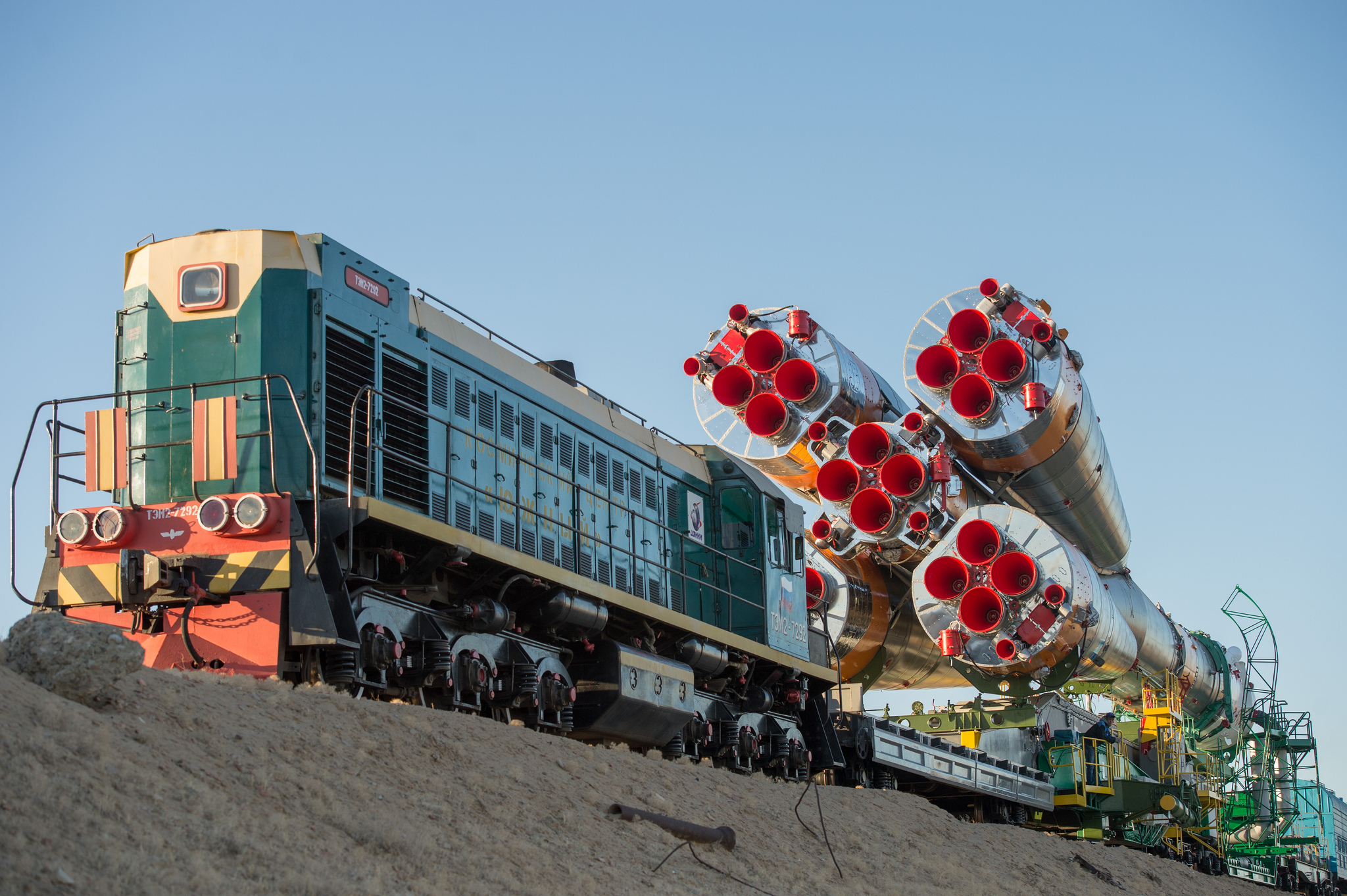 Free download high resolution image - free image free photo free stock image public domain picture -Soyuz Rolls Out to Launch Pad