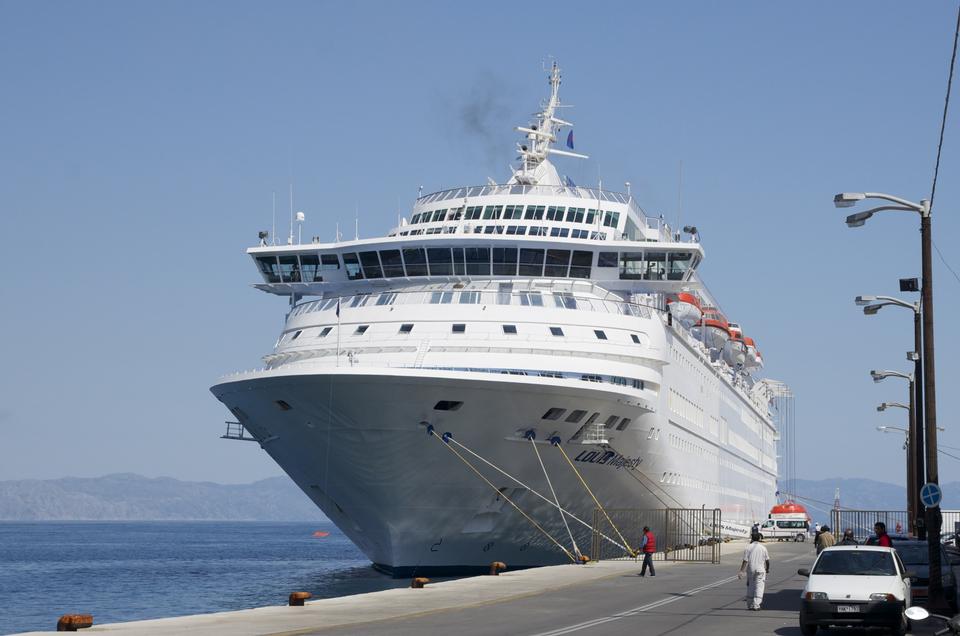 Free download high resolution image - free image free photo free stock image public domain picture  Cruise ship docked in the port.