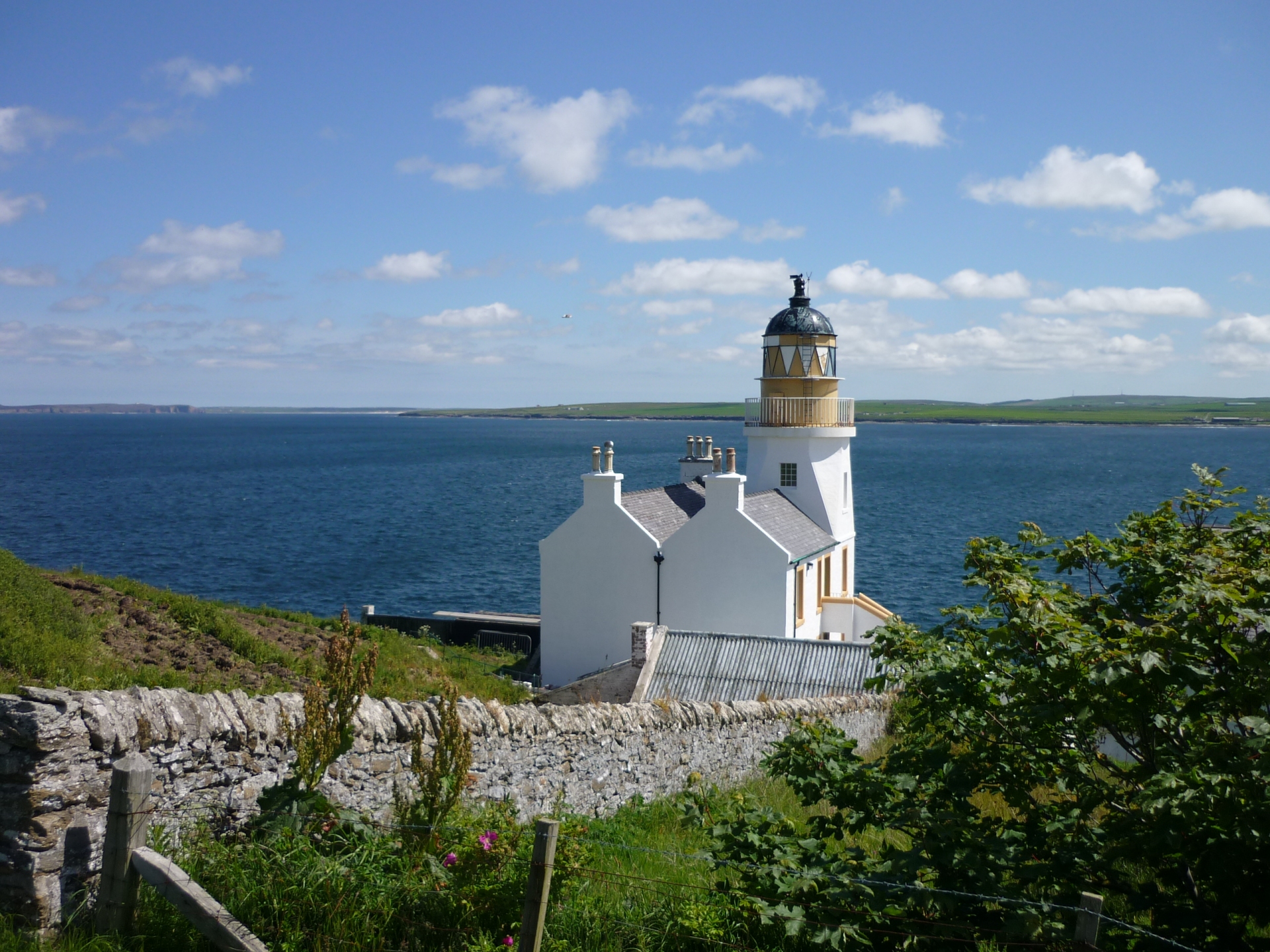 Free download high resolution image - free image free photo free stock image public domain picture -A lighthouse and accomodation in the north of Scotland