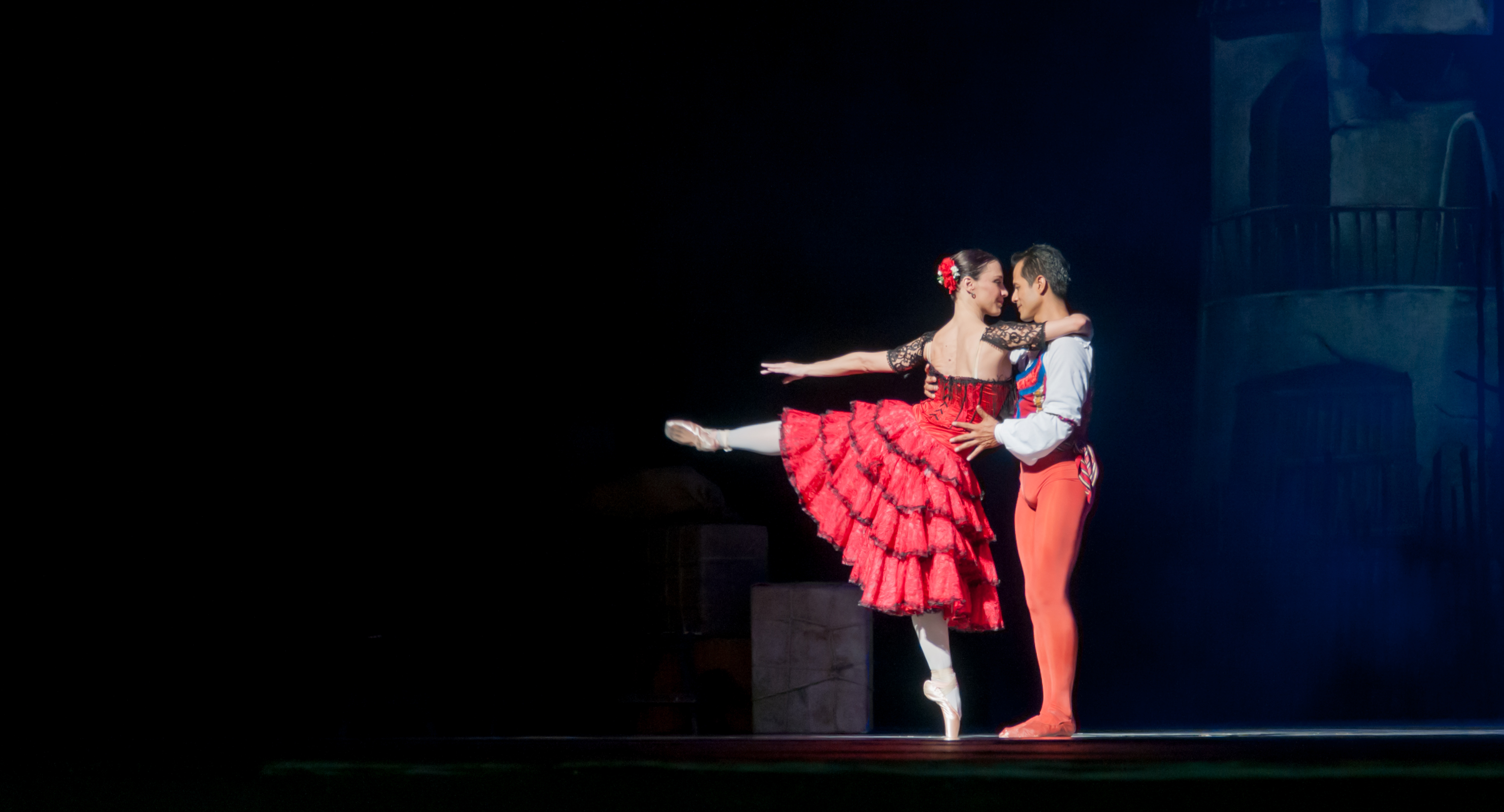 Free download high resolution image - free image free photo free stock image public domain picture -two modern ballet dancers posing on dark