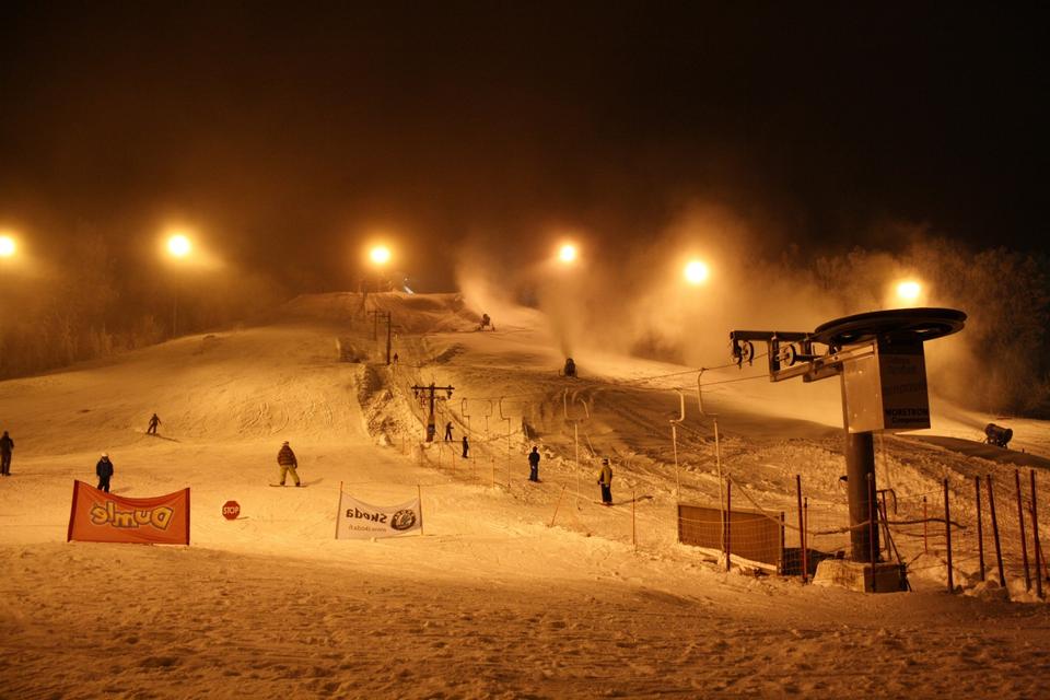 Free download high resolution image - free image free photo free stock image public domain picture  ski slopes  on a cloudy night