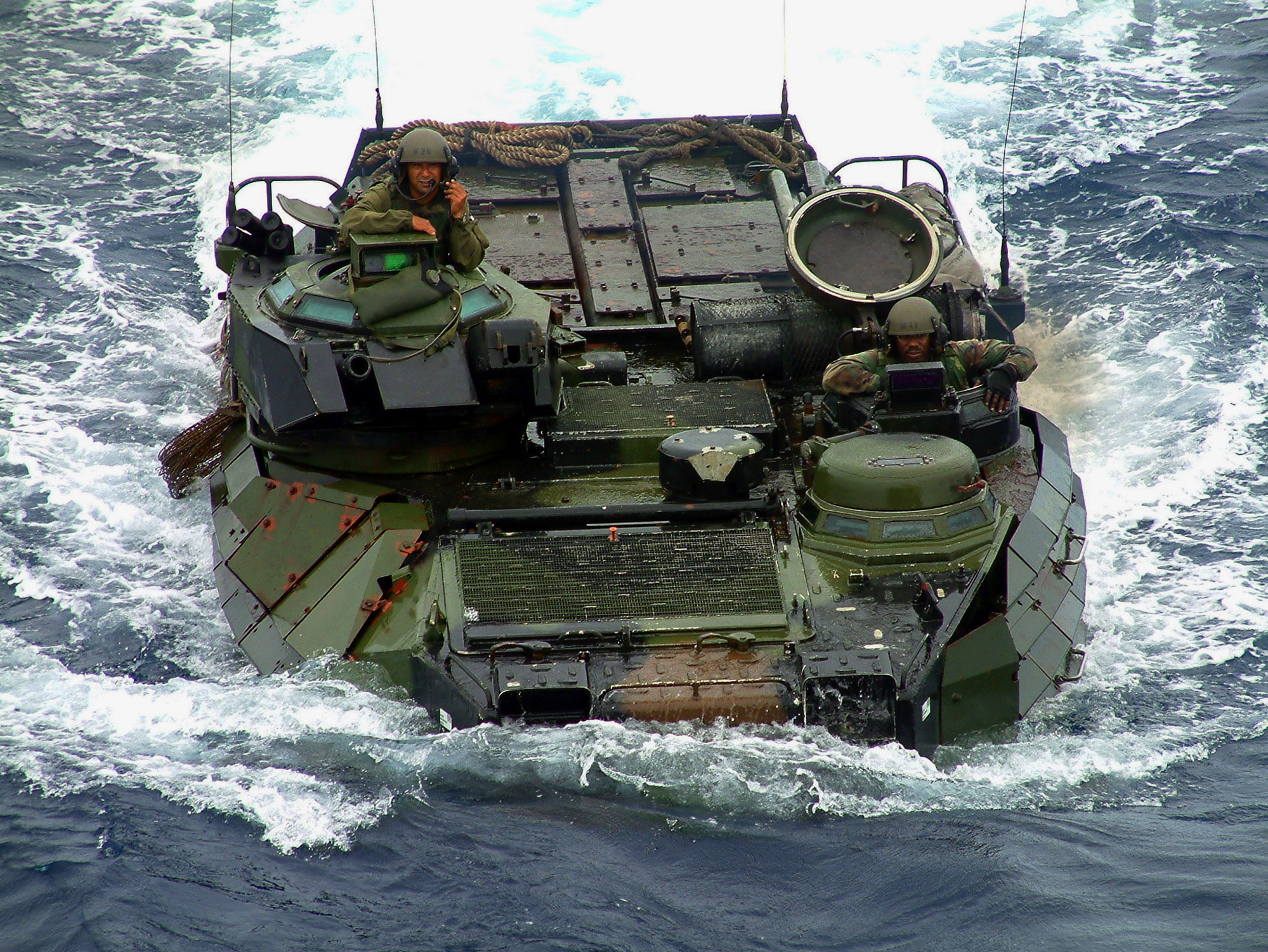 Free download high resolution image - free image free photo free stock image public domain picture -An Amphibious Assault Vehicle launched