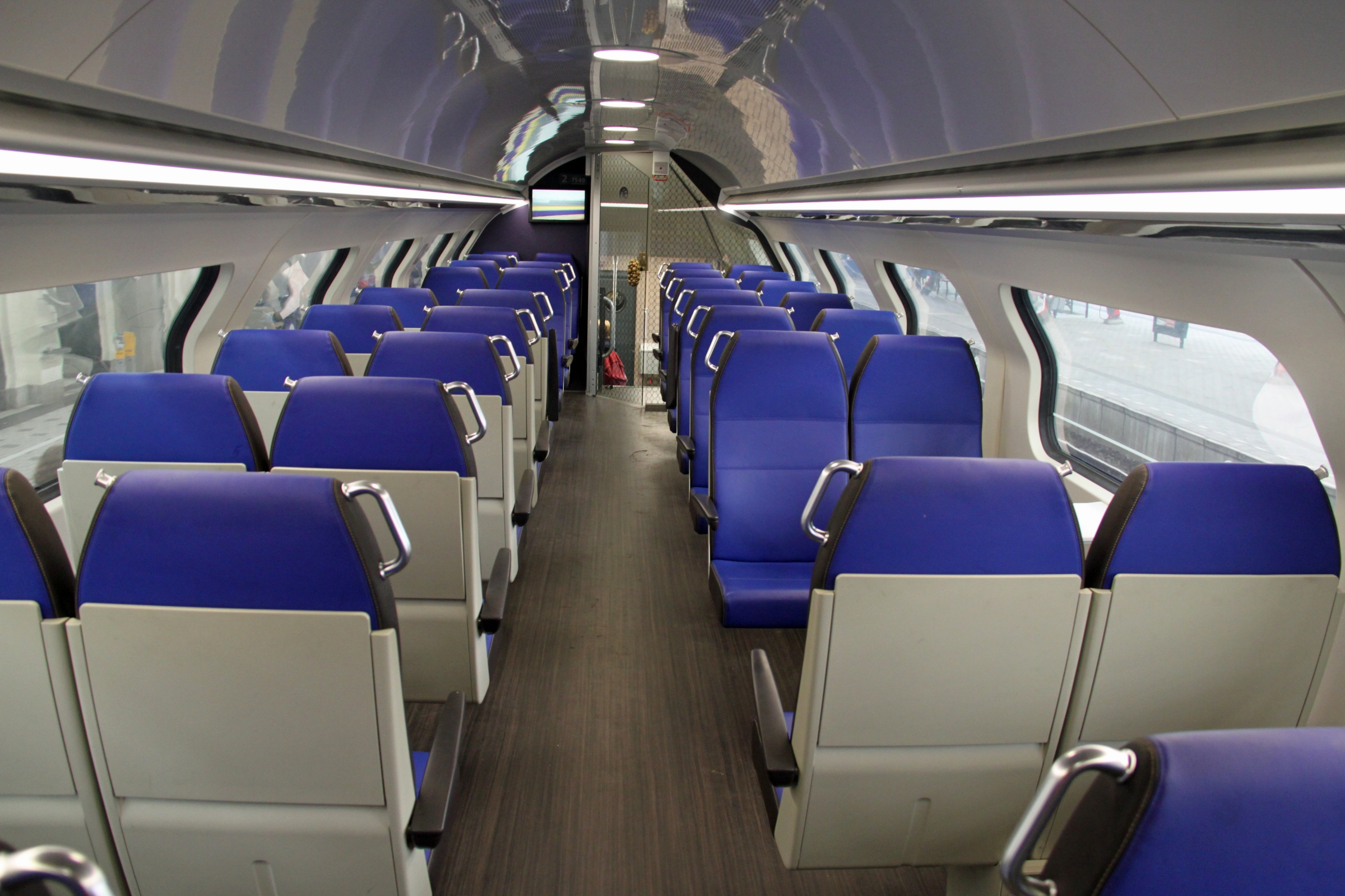 Free download high resolution image - free image free photo free stock image public domain picture -Empty interior of a passenger train