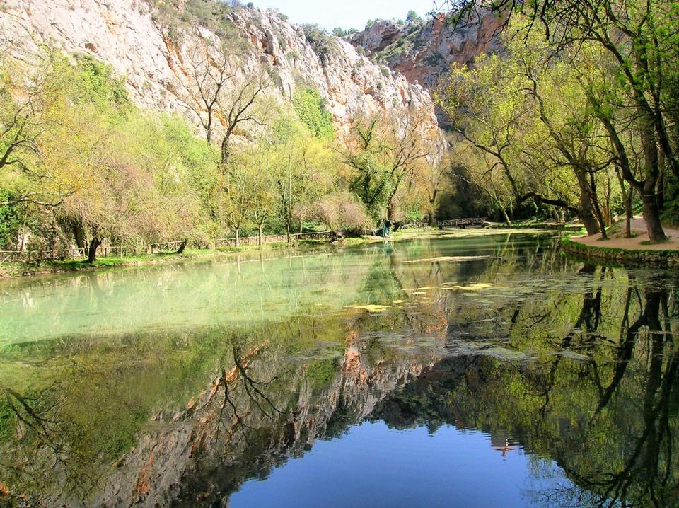 Free download high resolution image - free image free photo free stock image public domain picture  Reflections on Colorful Lake