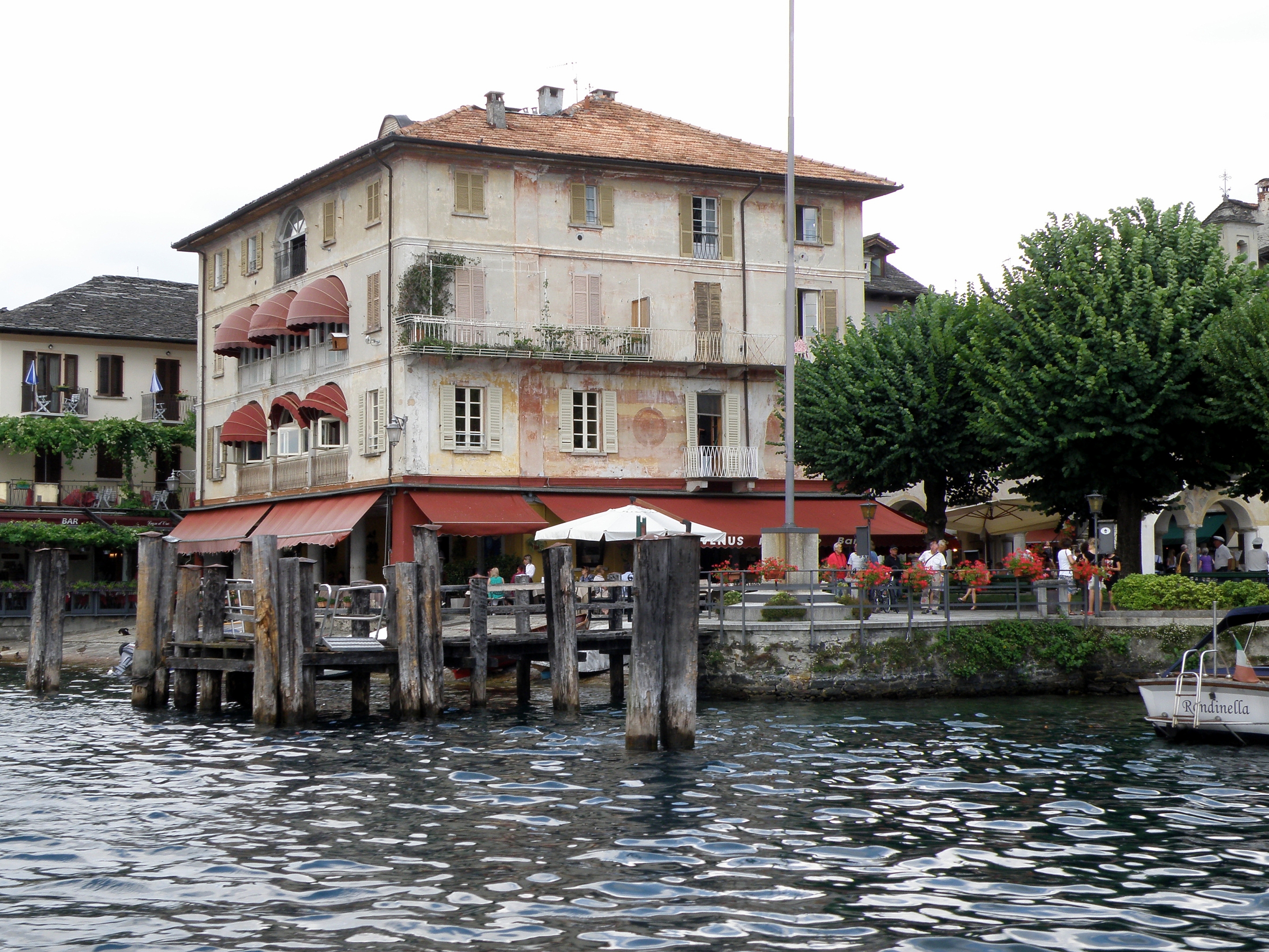 Free download high resolution image - free image free photo free stock image public domain picture -People in a restaurant in Lake Orta Italy