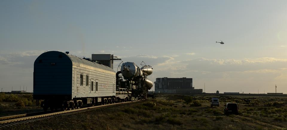 Free download high resolution image - free image free photo free stock image public domain picture  Expedition 40 Preflight: Soyuz Rocket Rolls Out