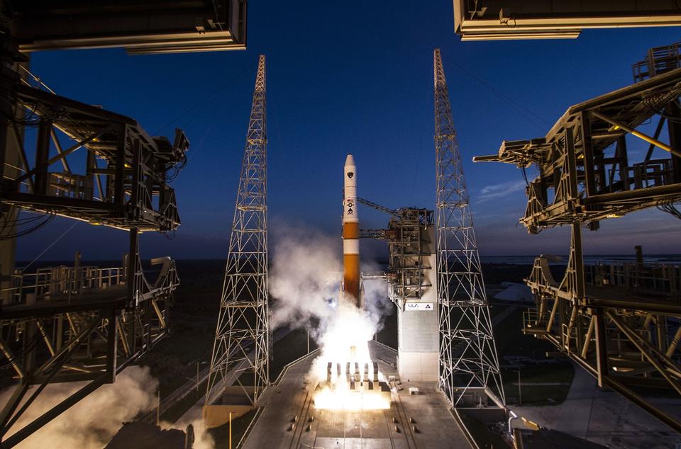 Free download high resolution image - free image free photo free stock image public domain picture  A Delta IV rocket lifts GPS IIF-6 into space