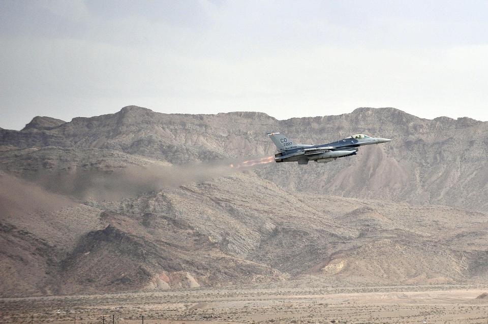 Free download high resolution image - free image free photo free stock image public domain picture  An F-16 Fighting Falcon takes off for a sortie training mission