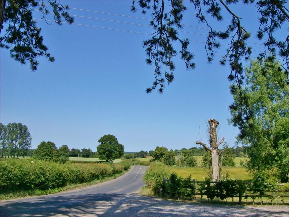 Free download high resolution image - free image free photo free stock image public domain picture  Little Chart Small Village in England