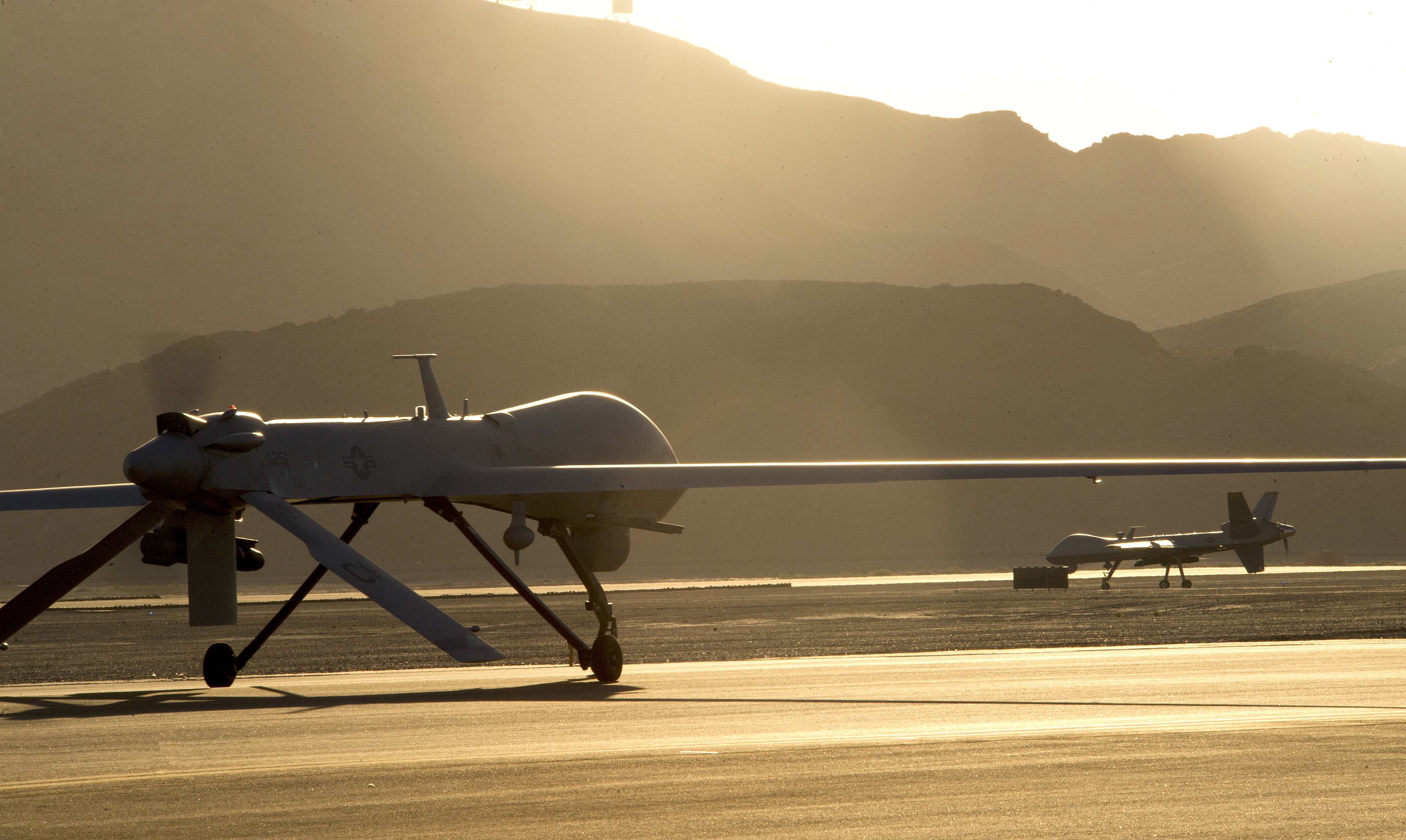 Free download high resolution image - free image free photo free stock image public domain picture -An MQ-1B Predator preparation for takeoff