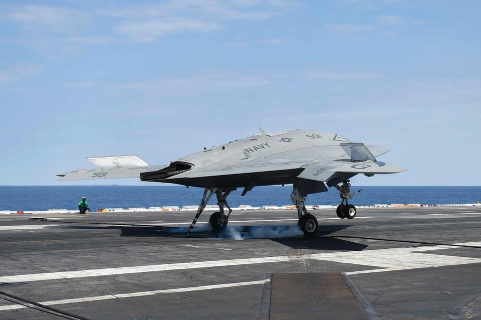 Free download high resolution image - free image free photo free stock image public domain picture  The Navy's unmanned X-47B lands aboard