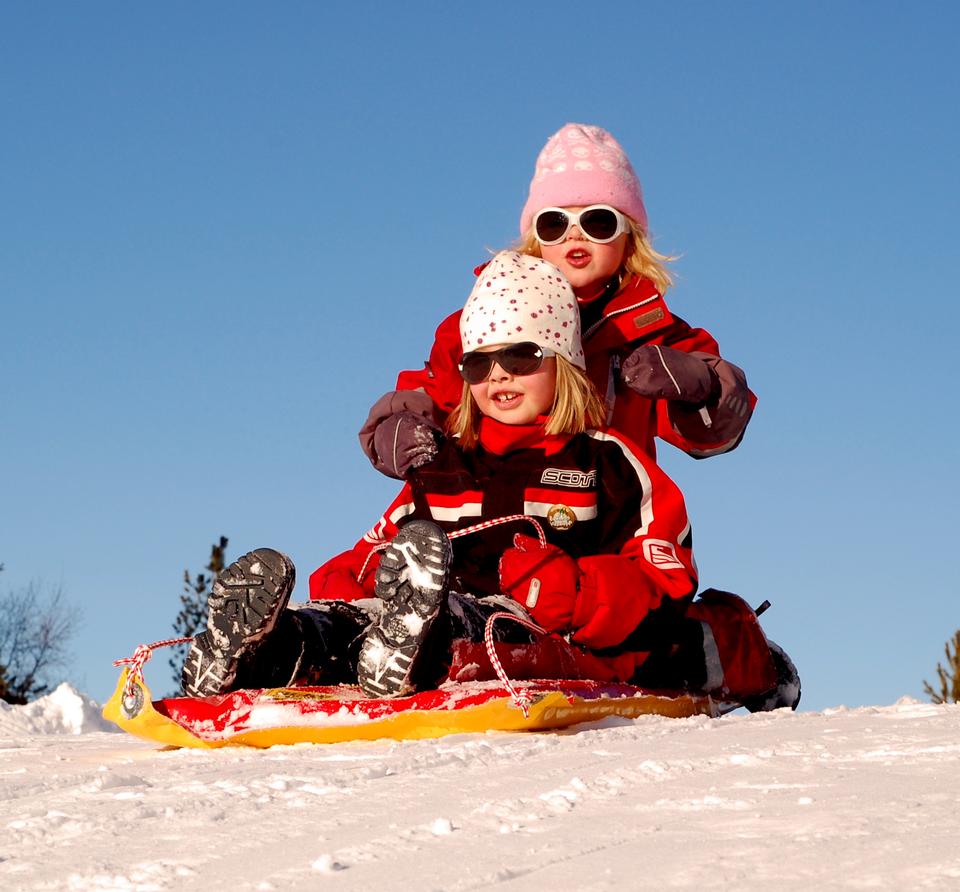 Free download high resolution image - free image free photo free stock image public domain picture  kids sledding with a mountain