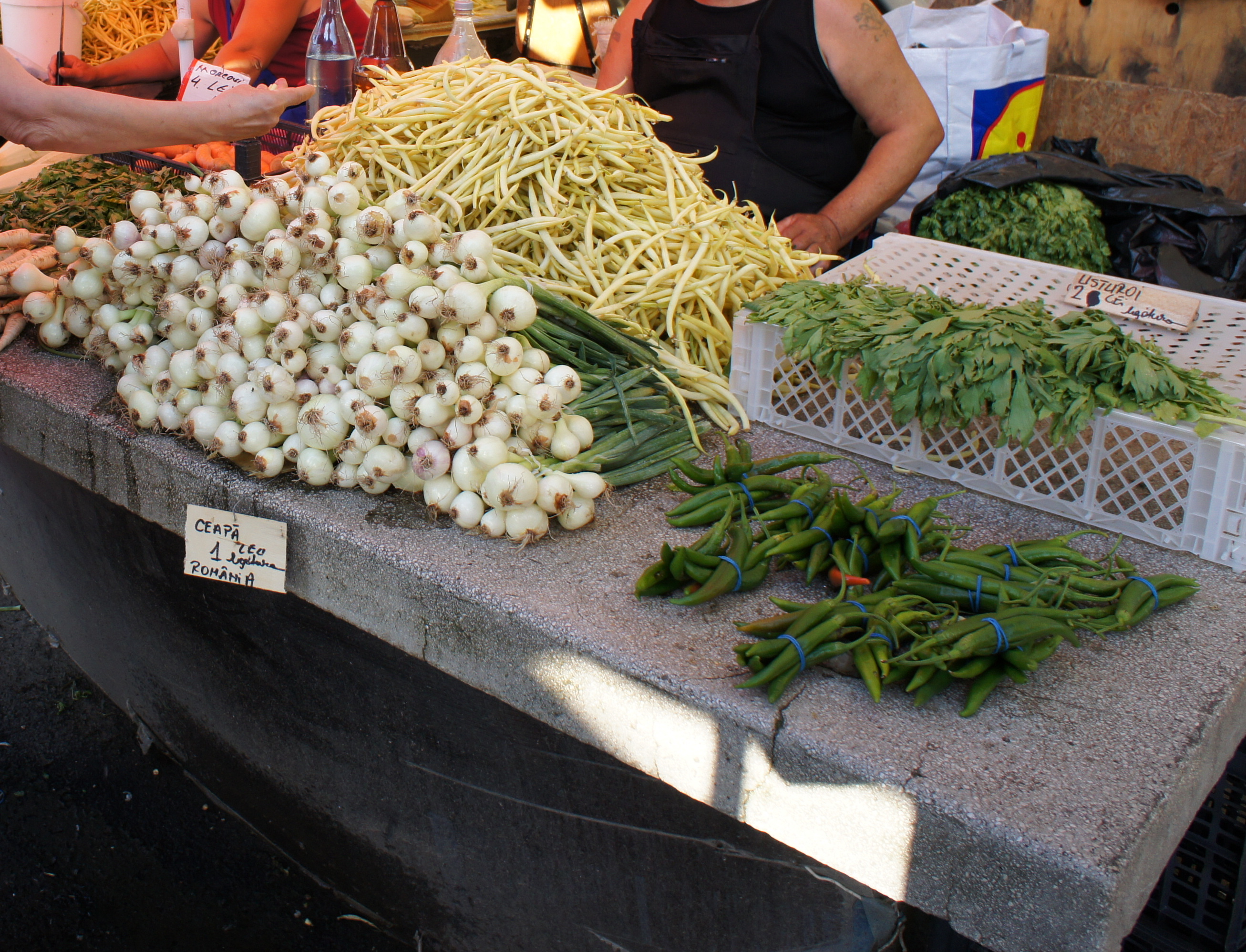 Free download high resolution image - free image free photo free stock image public domain picture -Fresh vegetables at market stall