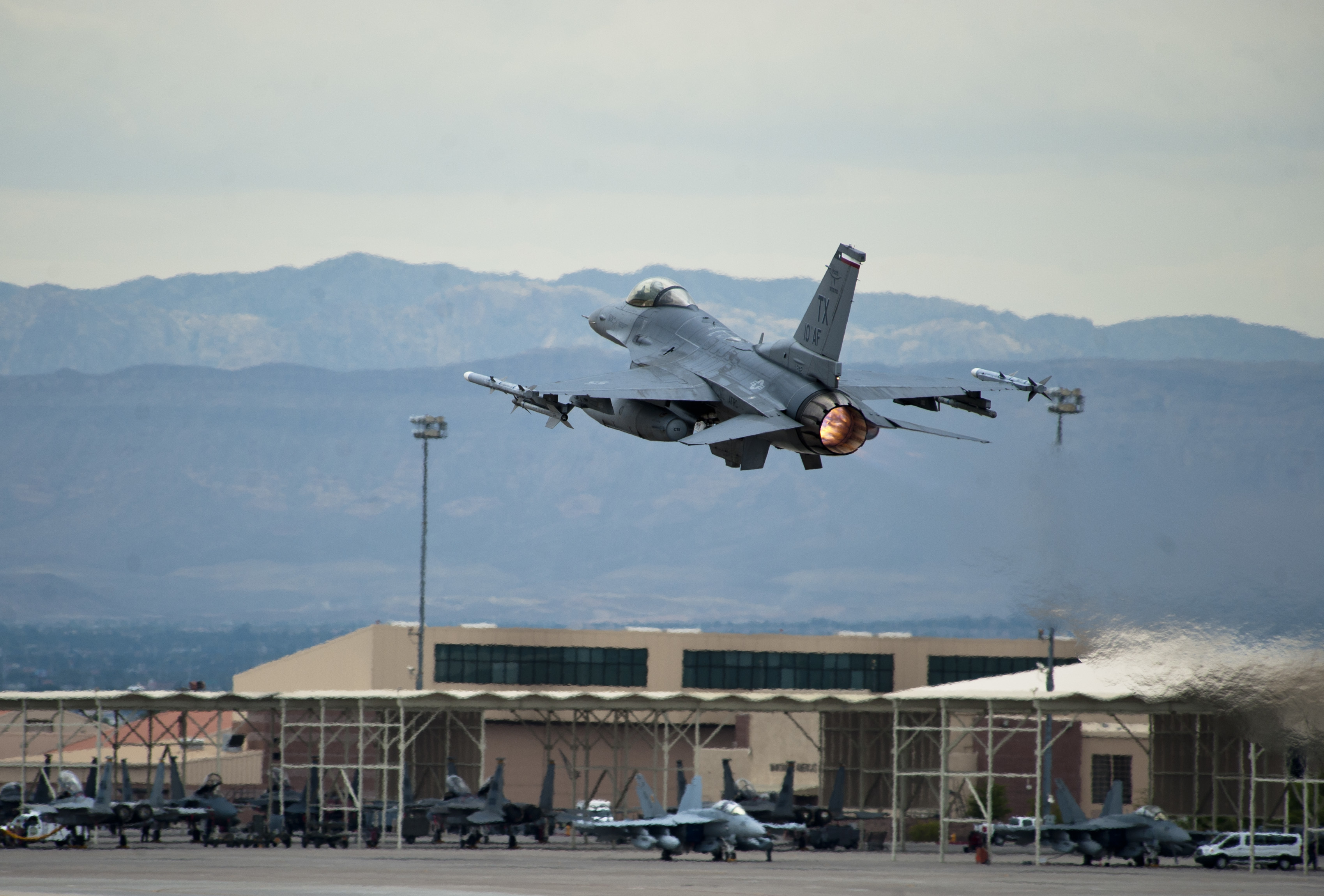 Free download high resolution image - free image free photo free stock image public domain picture -An F-16 Fighting Falcon