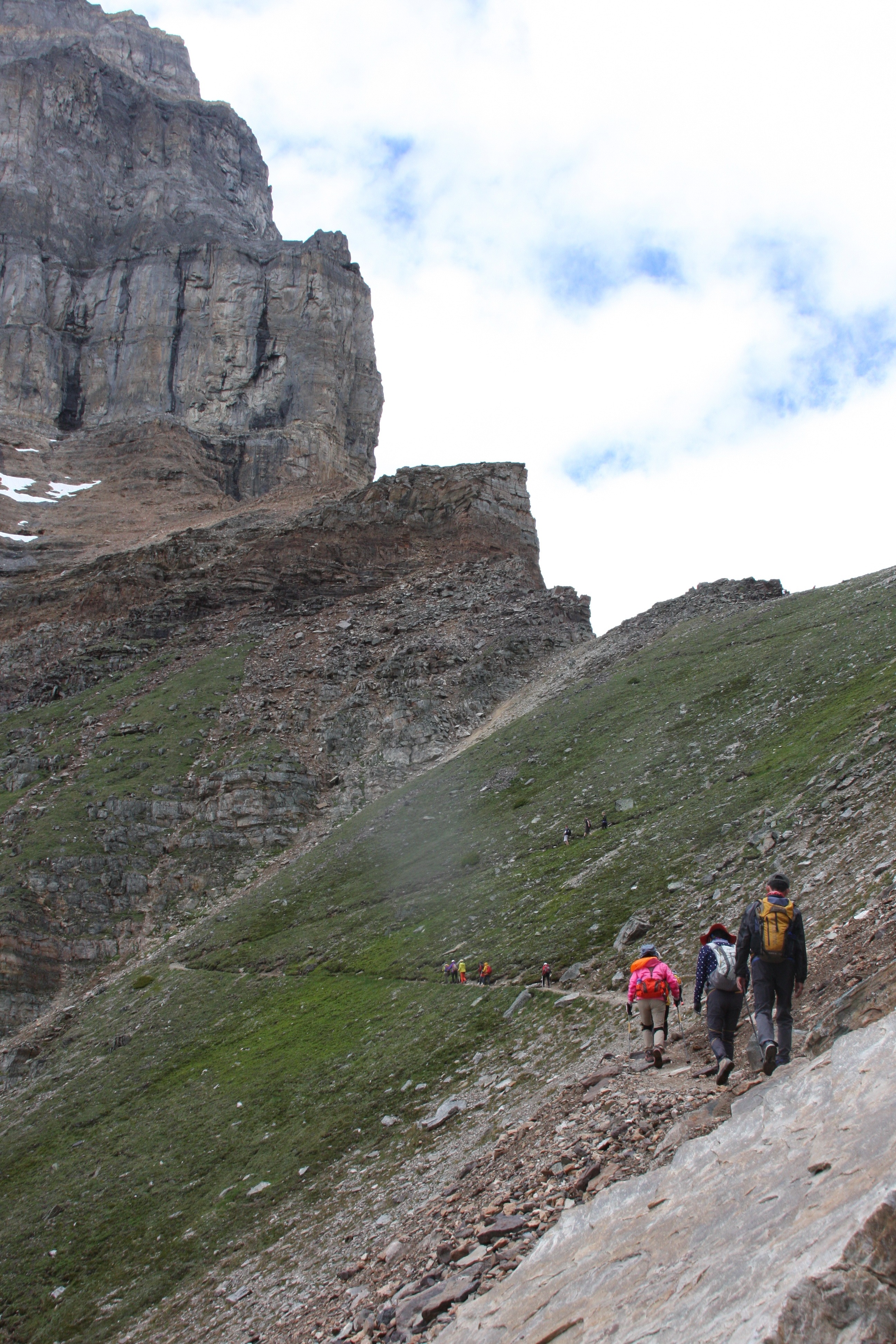 Free download high resolution image - free image free photo free stock image public domain picture -A group of friends on a hiking Banff National Park