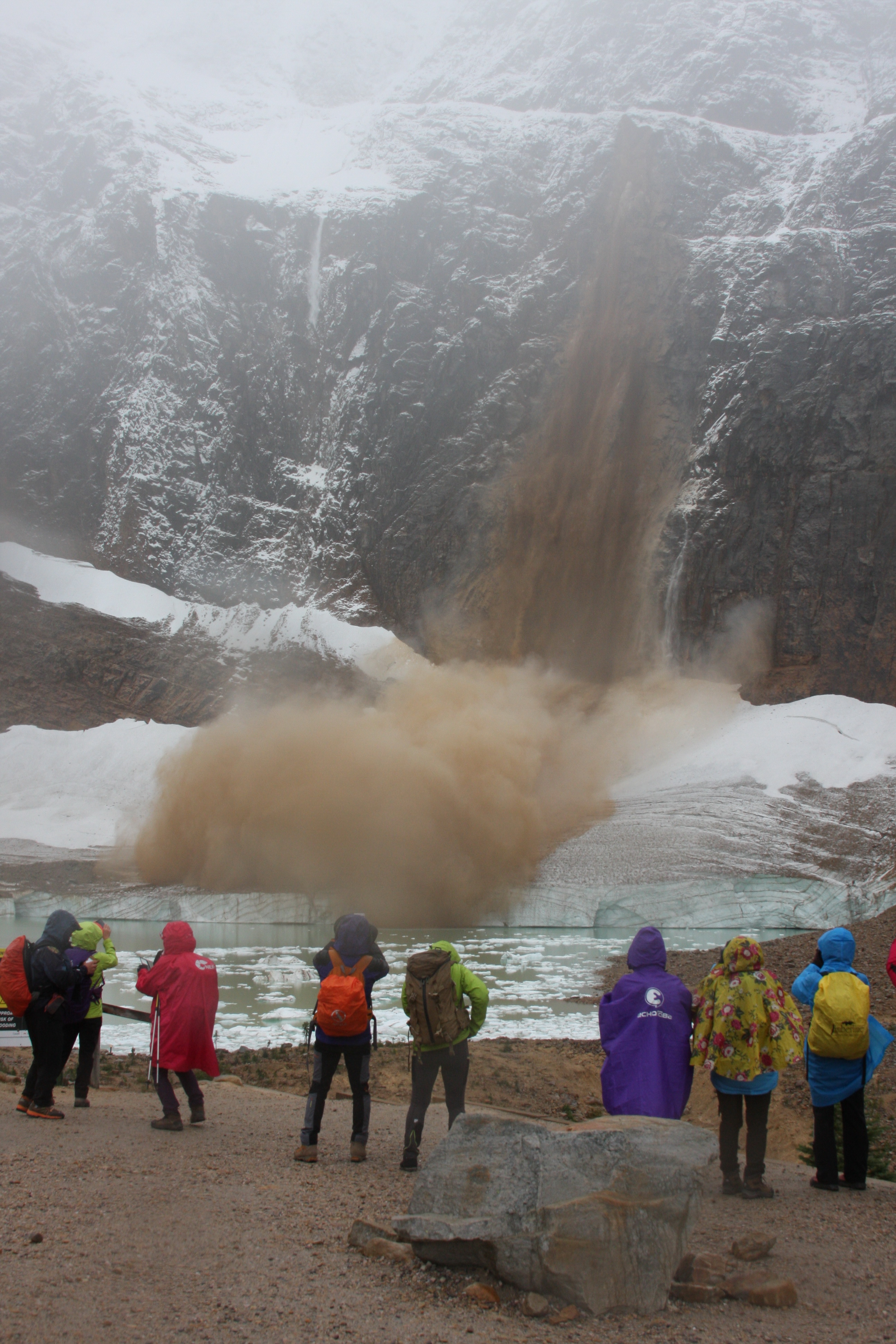 Free download high resolution image - free image free photo free stock image public domain picture -Real huge avalanche comes from a Mt Edith Cavell