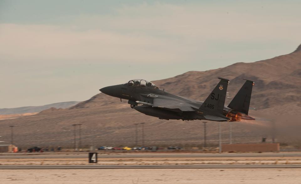 Free download high resolution image - free image free photo free stock image public domain picture  An F-15E Strike Eagle takes off