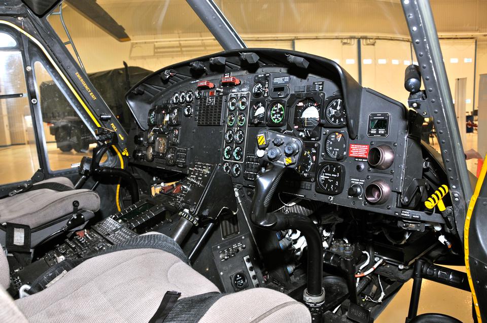 Free download high resolution image - free image free photo free stock image public domain picture  CH-146  helicopter cockpit