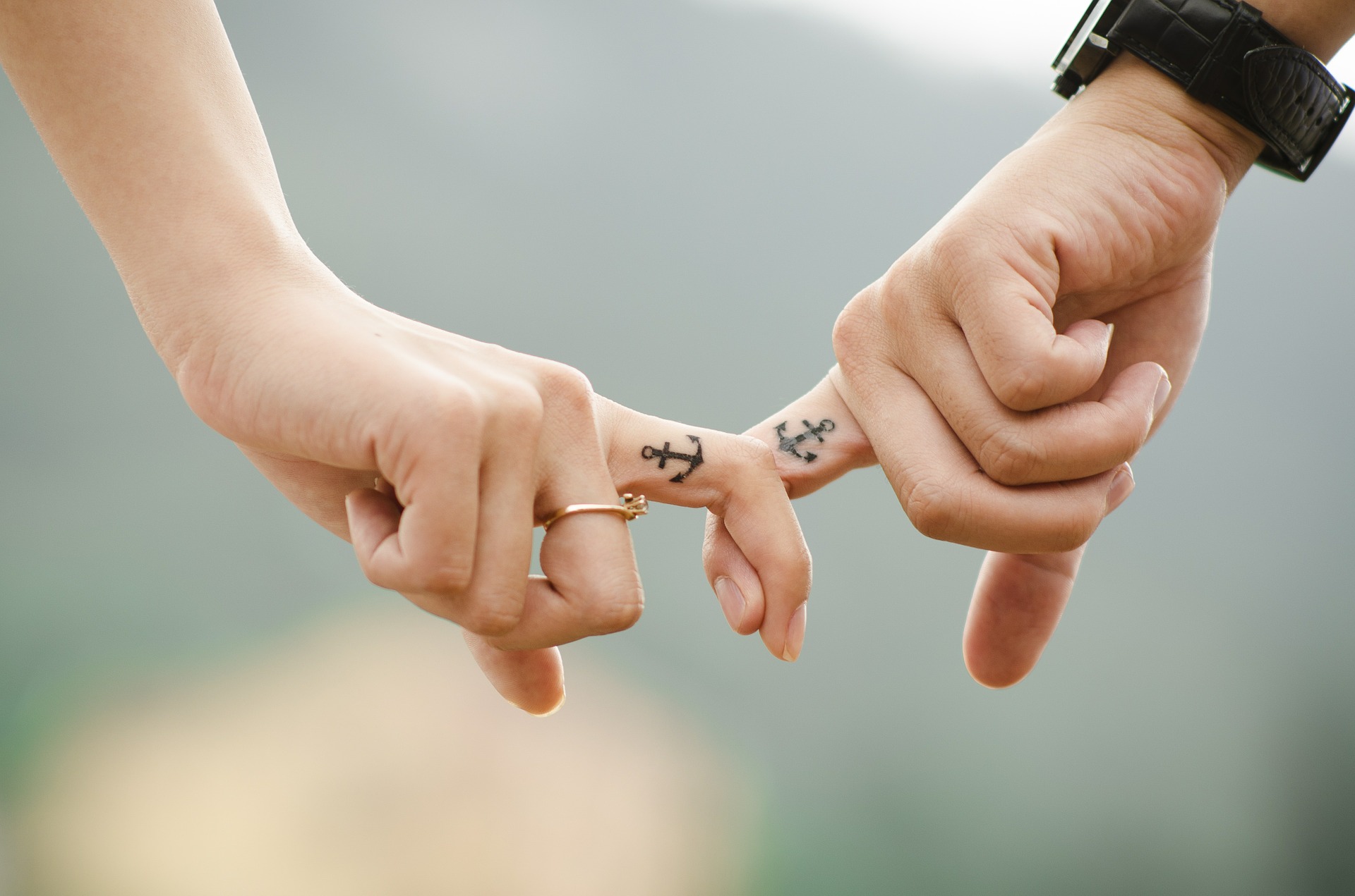 Free download high resolution image - free image free photo free stock image public domain picture -Romantic lovers dating. Male and female hands