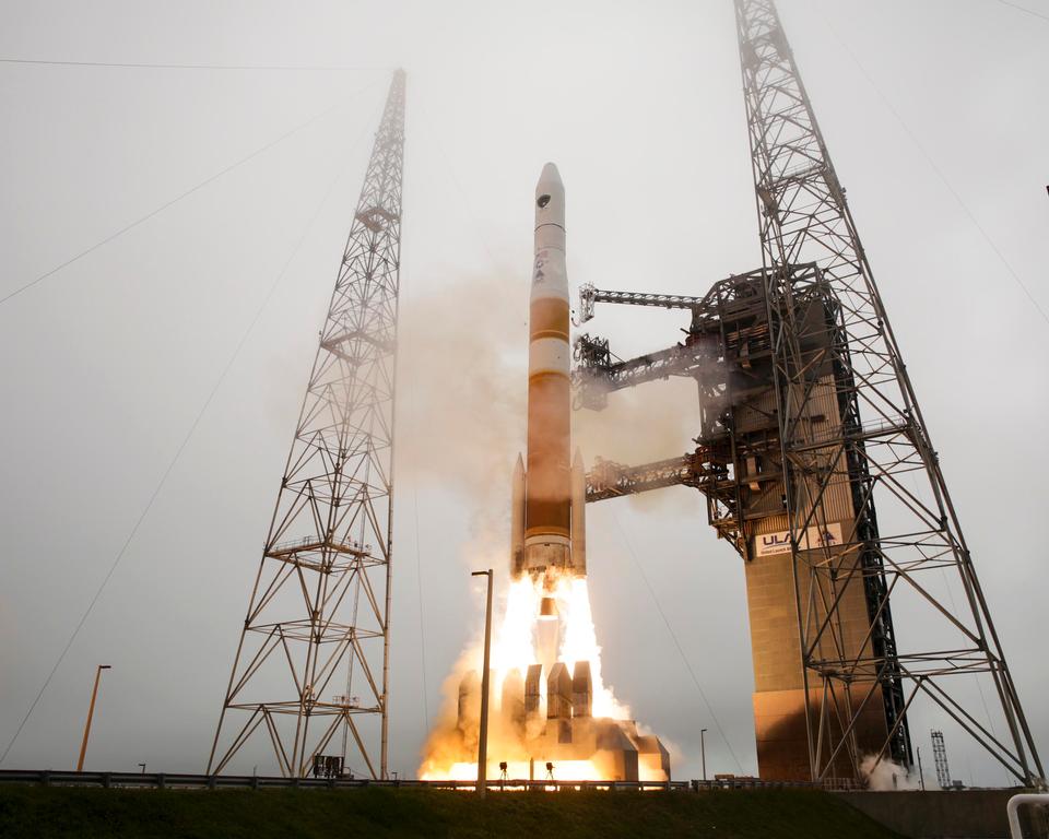 Free download high resolution image - free image free photo free stock image public domain picture  GPS satellite blasts off