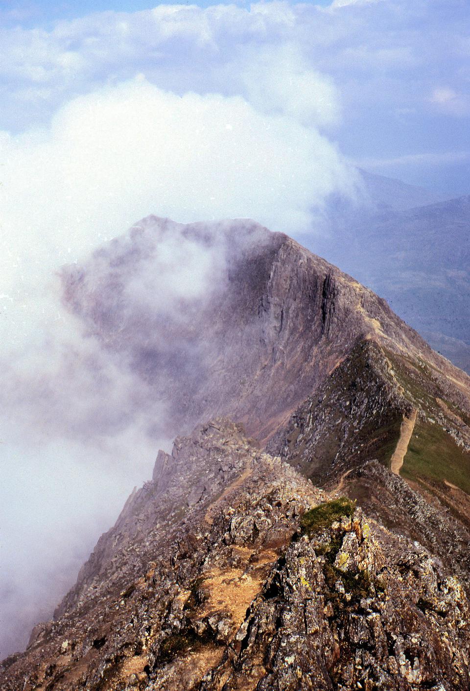 Free download high resolution image - free image free photo free stock image public domain picture  top of mountain ridge, with lake in valley, snowdon